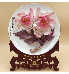 實心釉上彩牡丹瓷